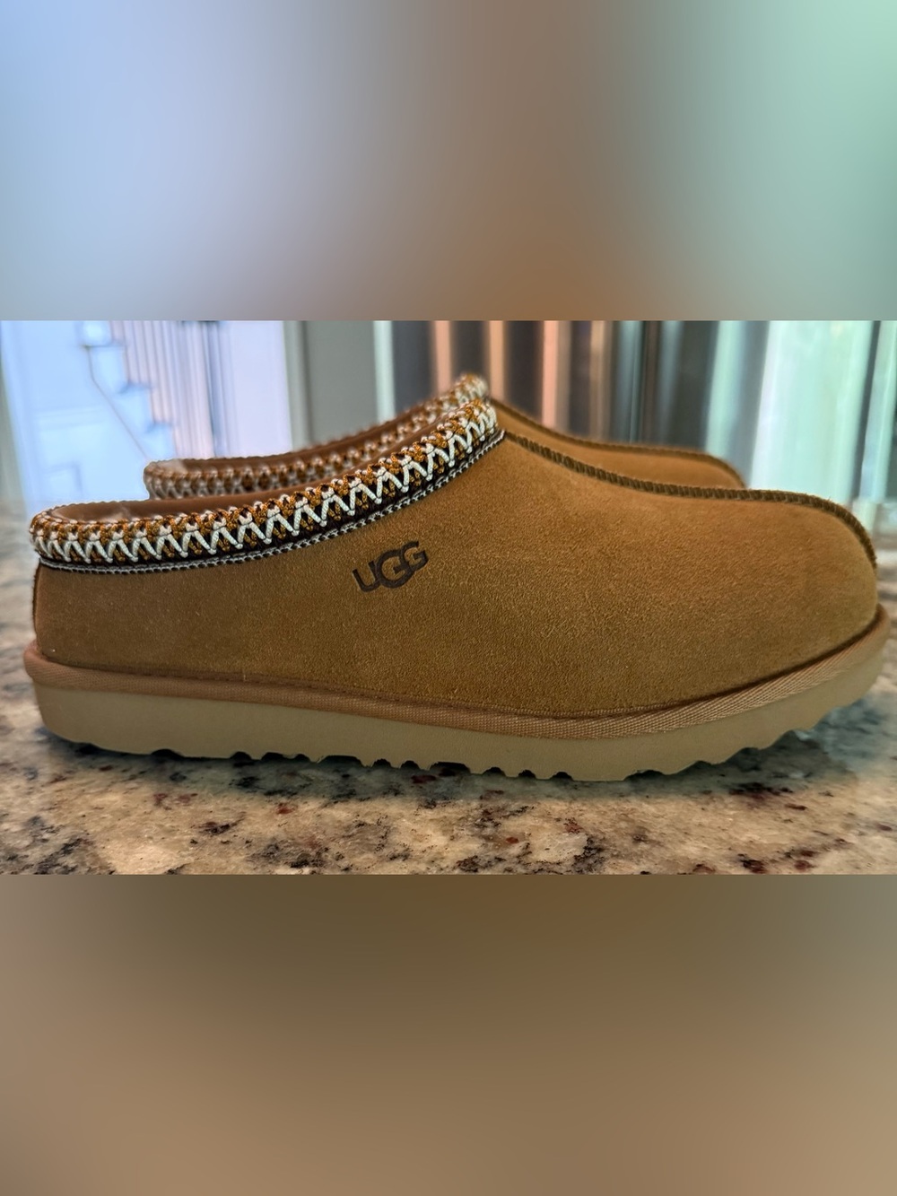 UGG Tasman II Chestnut Slippers Big Kid Size 6 Women’s 8 New Without Box